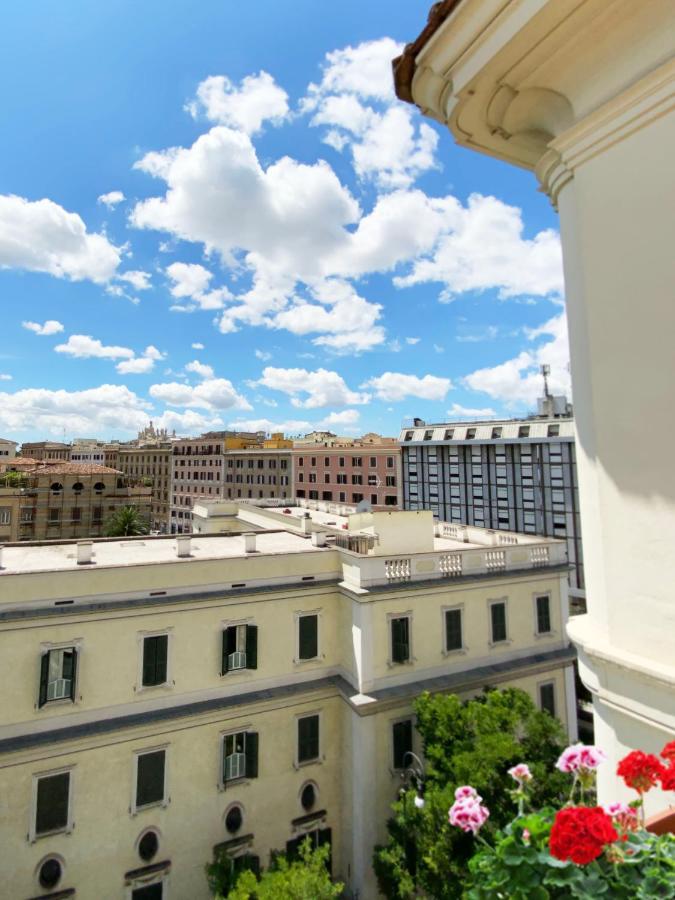 Colosseum Aparthotel 3*